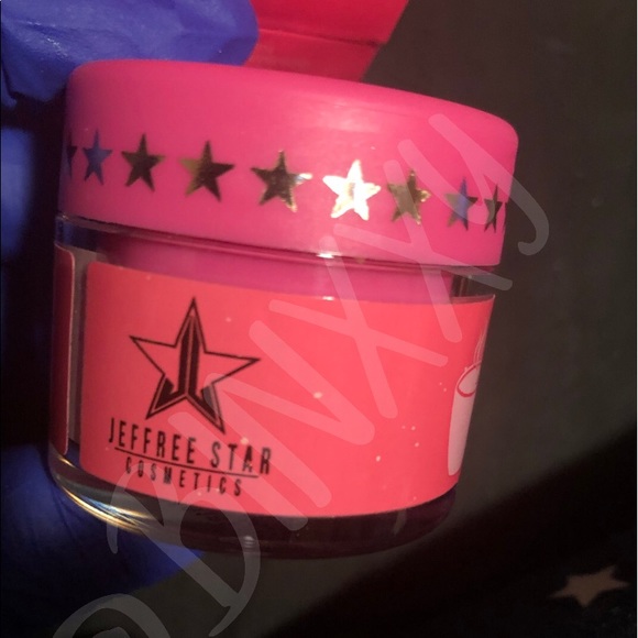 Jeffree Star Hot Cocoa Peppermint Velour Lip Scrub - Picture 9 of 9